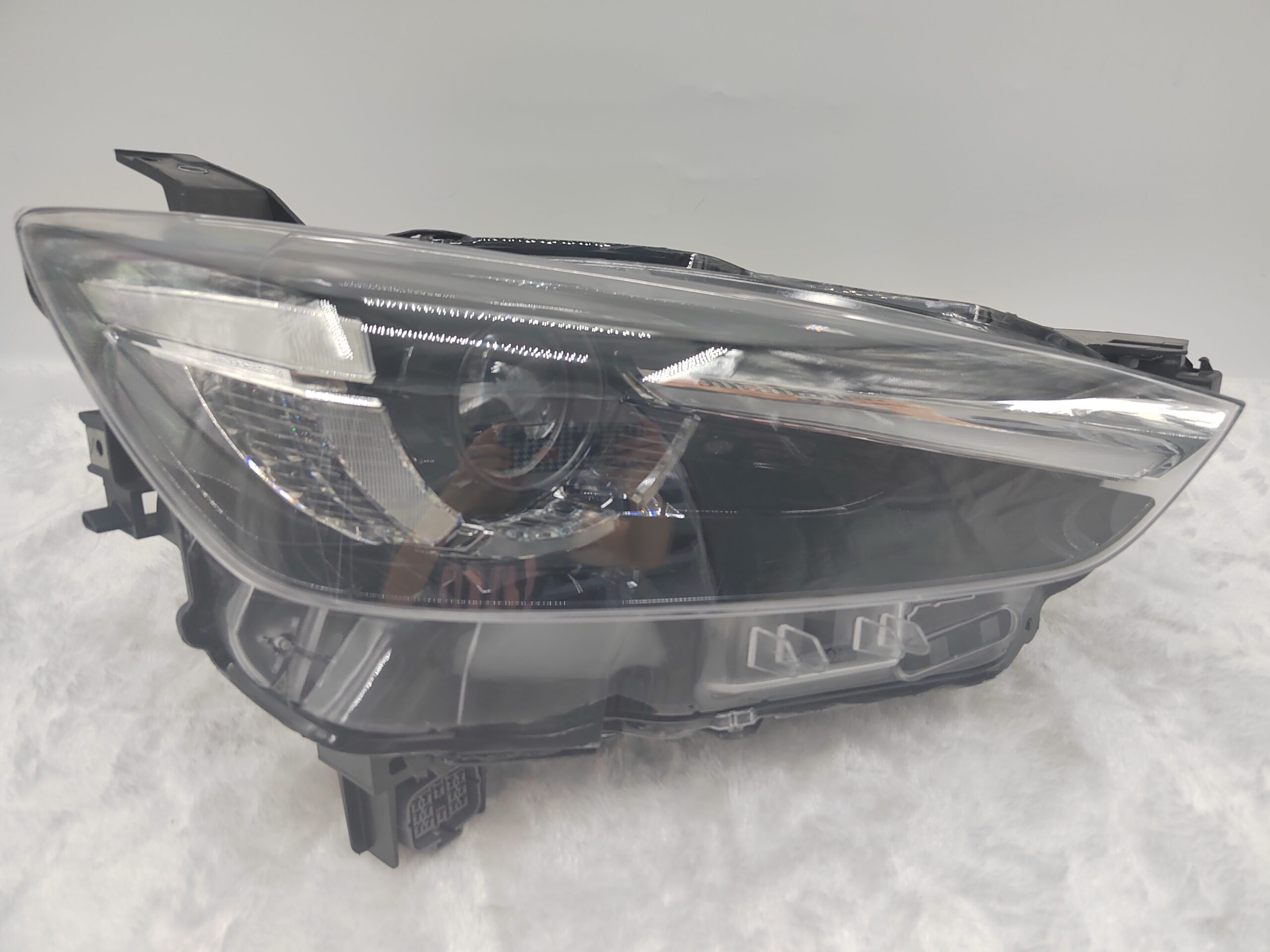 MAZDA CX-3 2016-2018 LED R.H.S HEADLIGHT ASSEMBLY