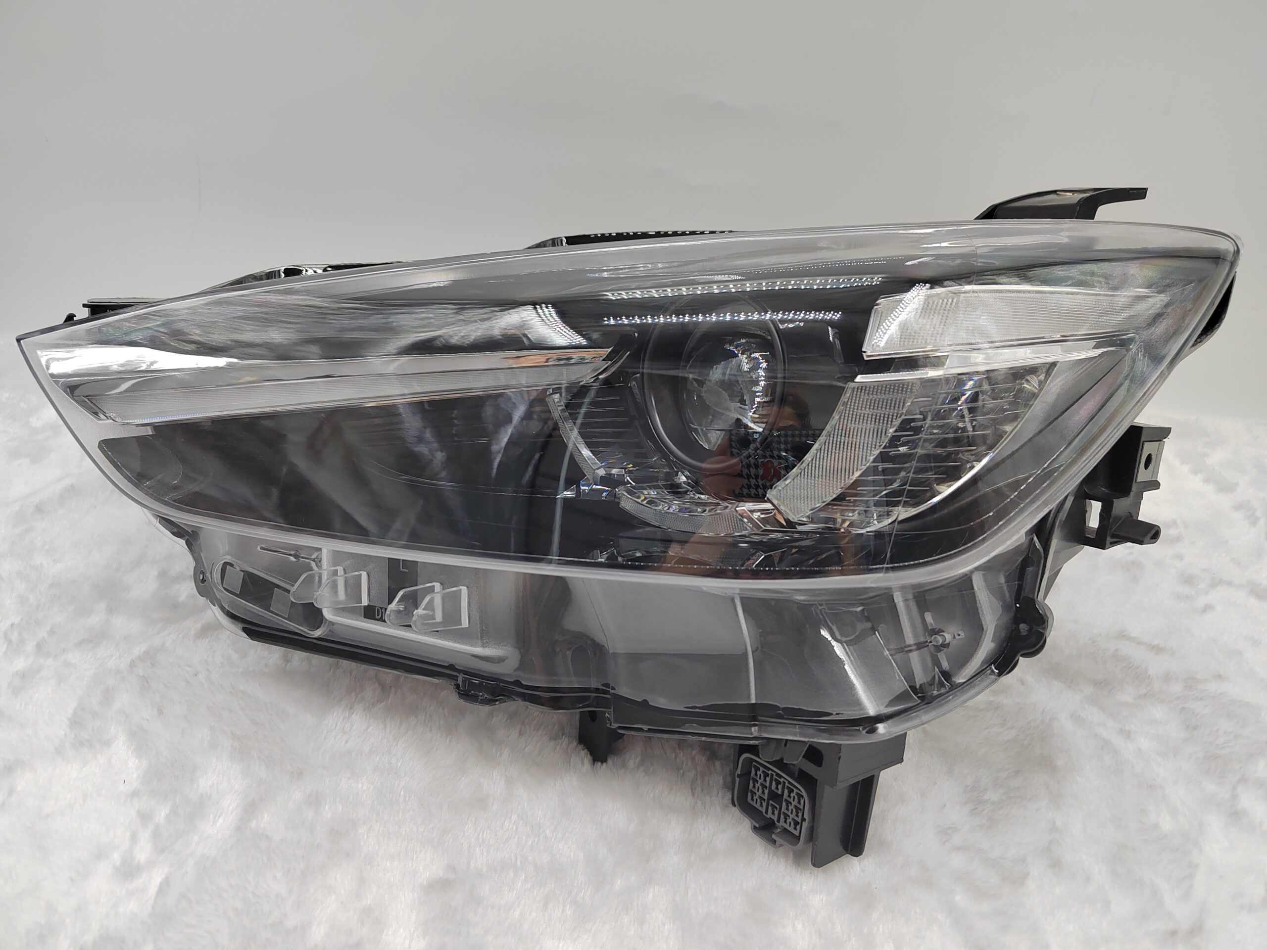 MAZDA CX-3 2016-2018 LED L.H.S HEADLIGHT ASSEMBLY