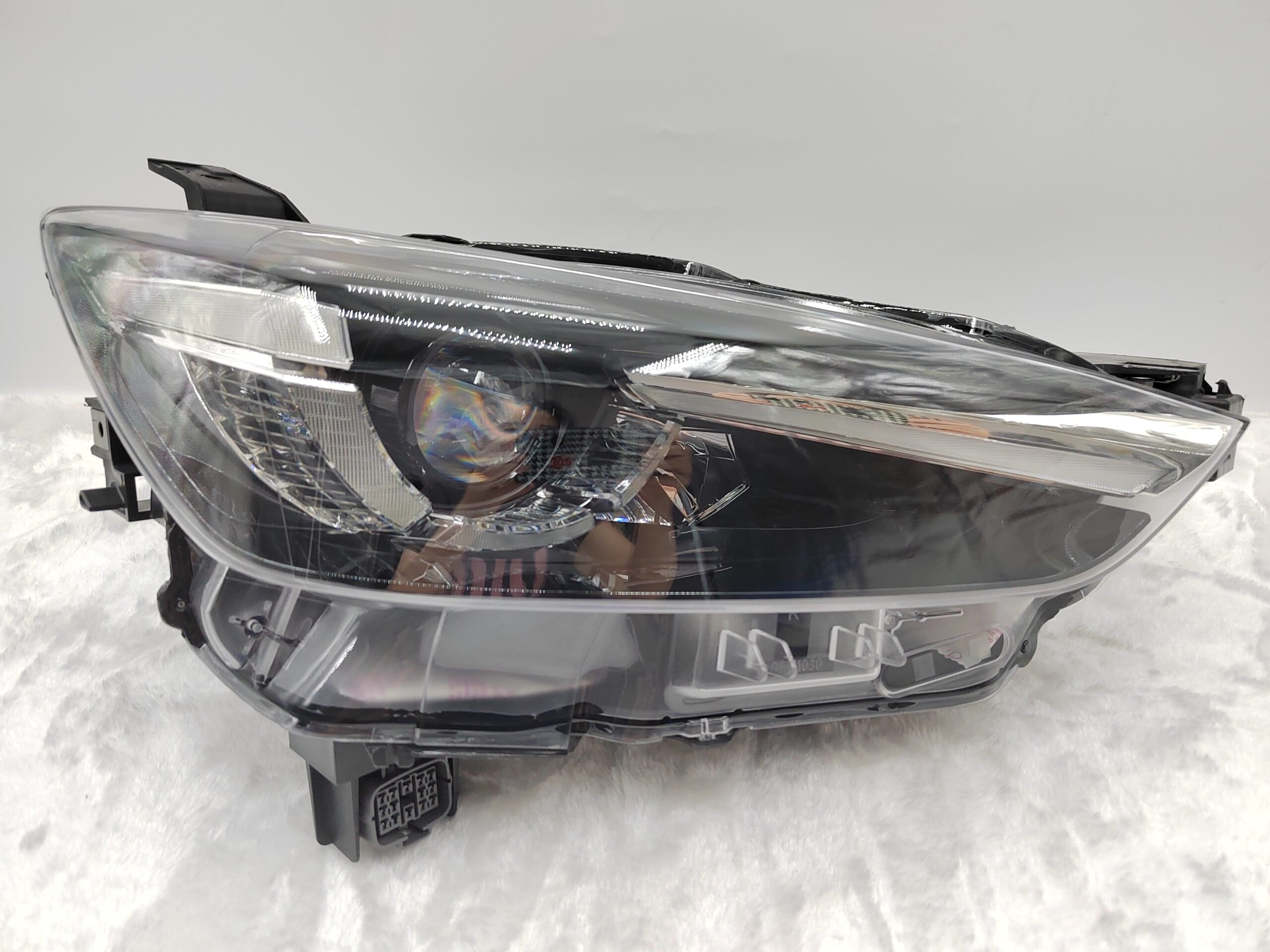 MAZDA CX-3 2016-2018 LED R.H.S HEADLIGHT ASSEMBLY