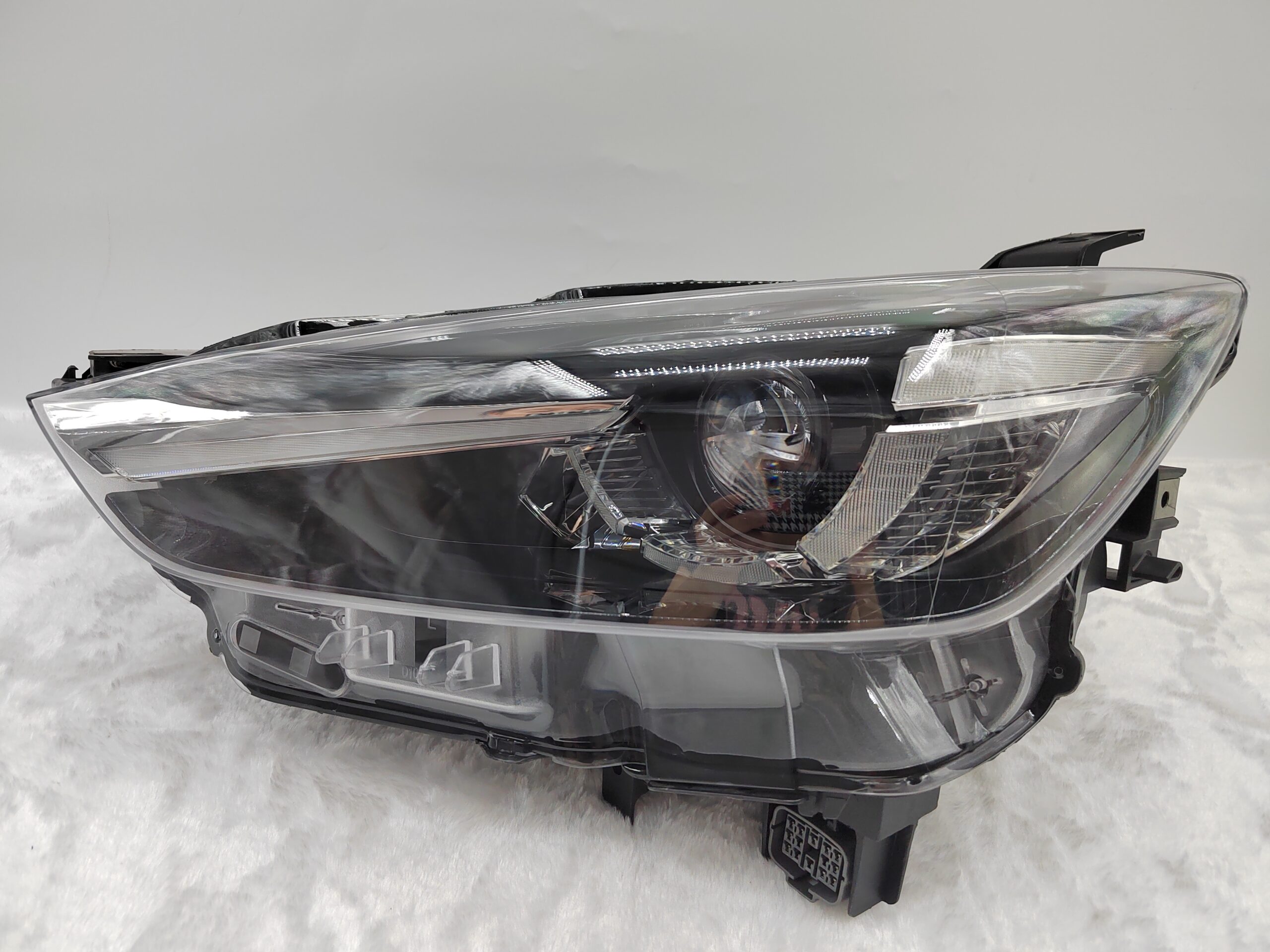 MAZDA CX-3 2016-2018 LED L.H.S HEADLIGHT ASSEMBLY