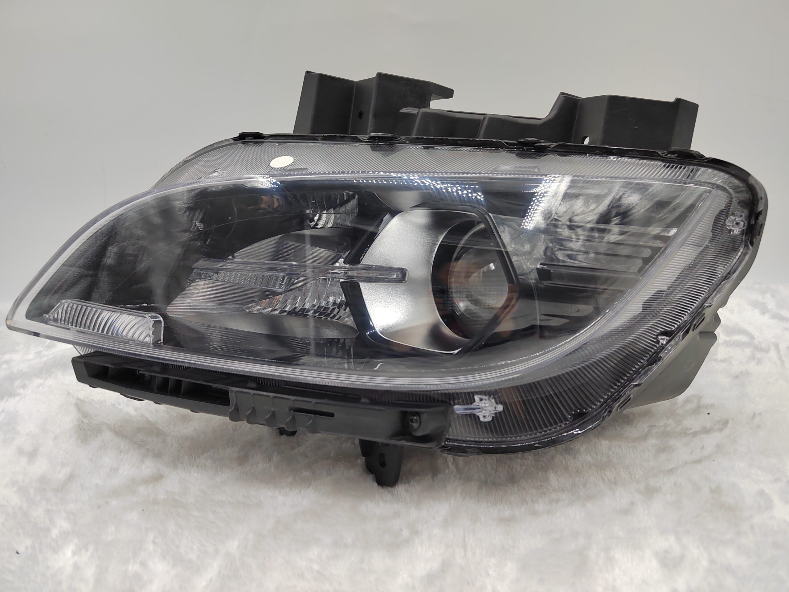 HYUNDAI KONA 2021-2023 HALOGEN L.H.S HEADLIGHT ASSEMBLY