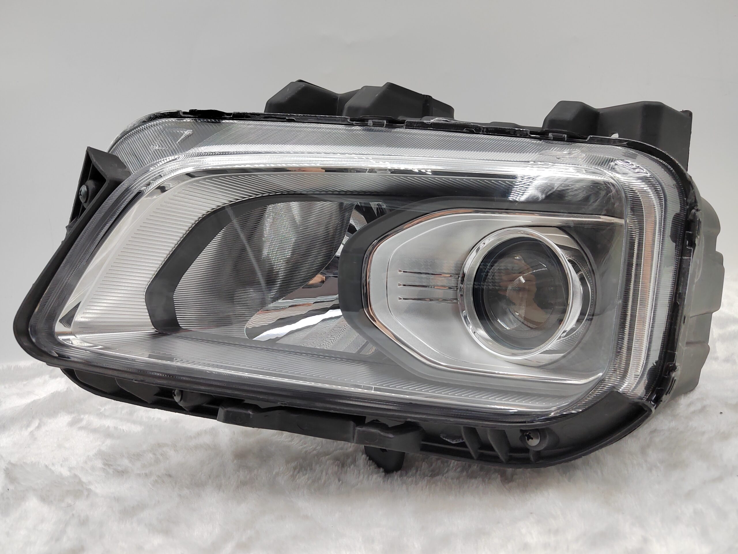 HYUNDAI KONA 2017-2020 HALOGEN L.H.S HEADLIGHT ASSEMBLY