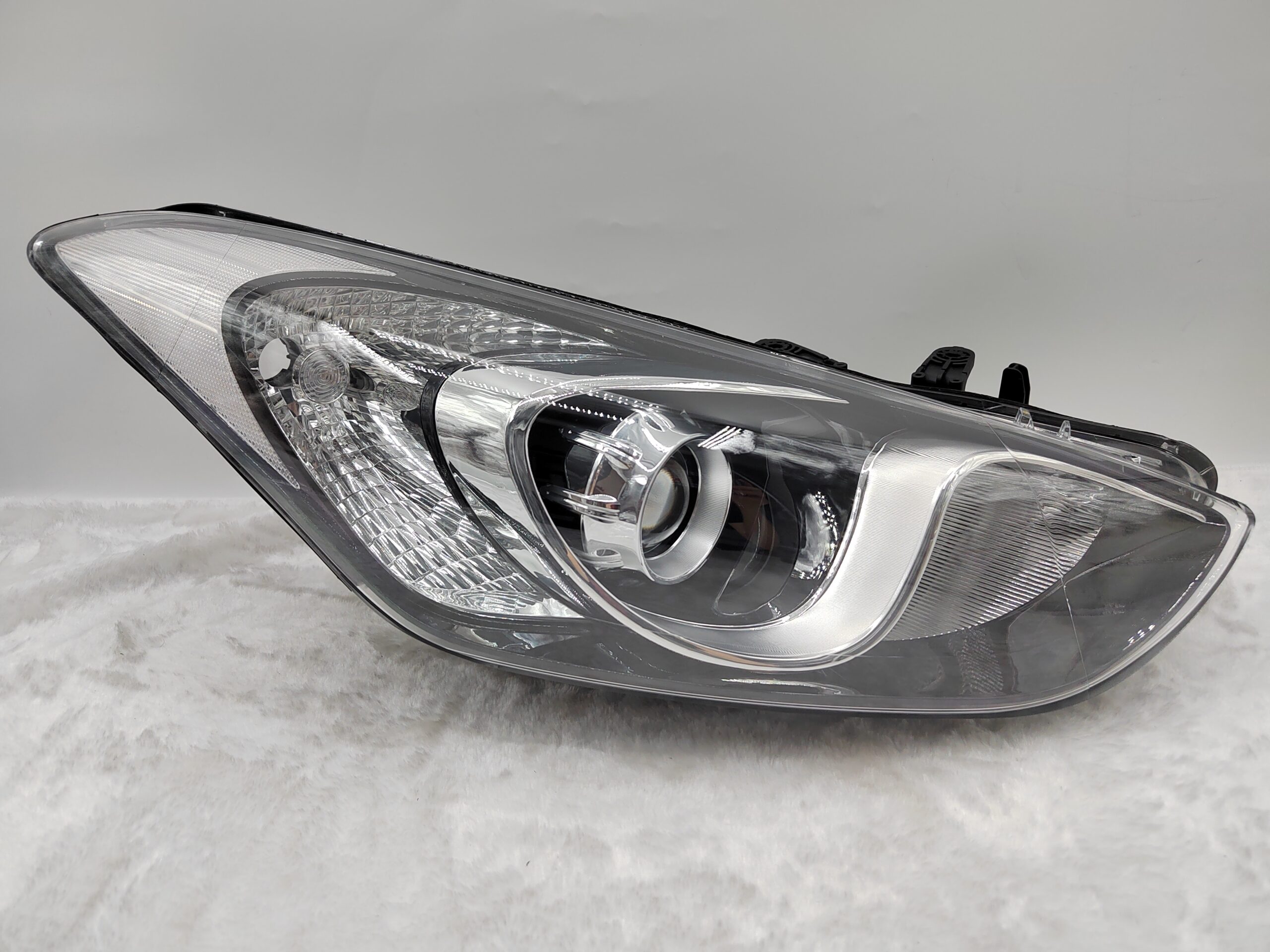 HYUNDAI I30 GD 2012-2016 HALOGEN R.H.S HEADLIGHT ASSEMBLY