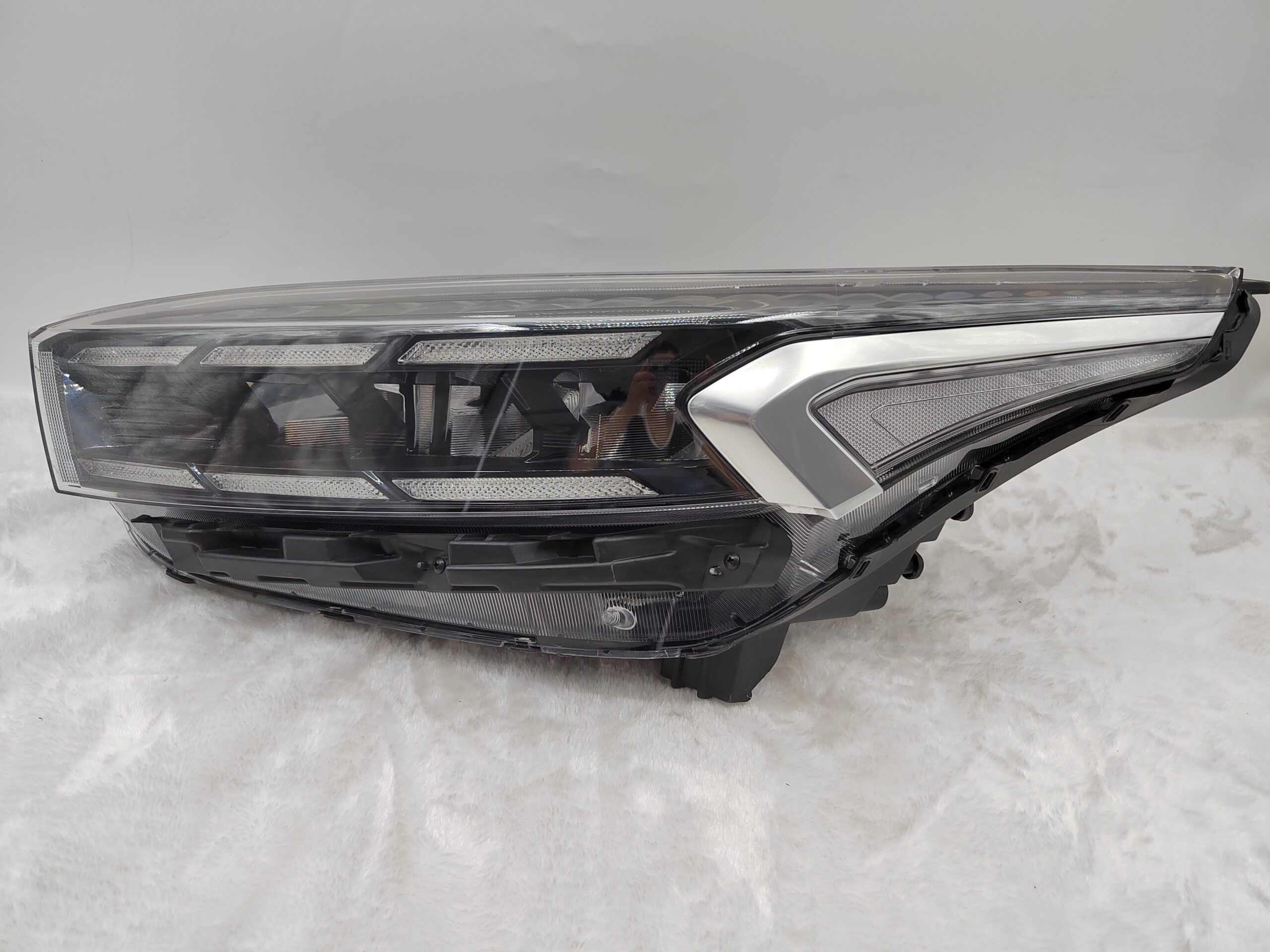 KIA CERATO 2021-2023 LED L.H.S HEADLIGHT ASSEMBLY