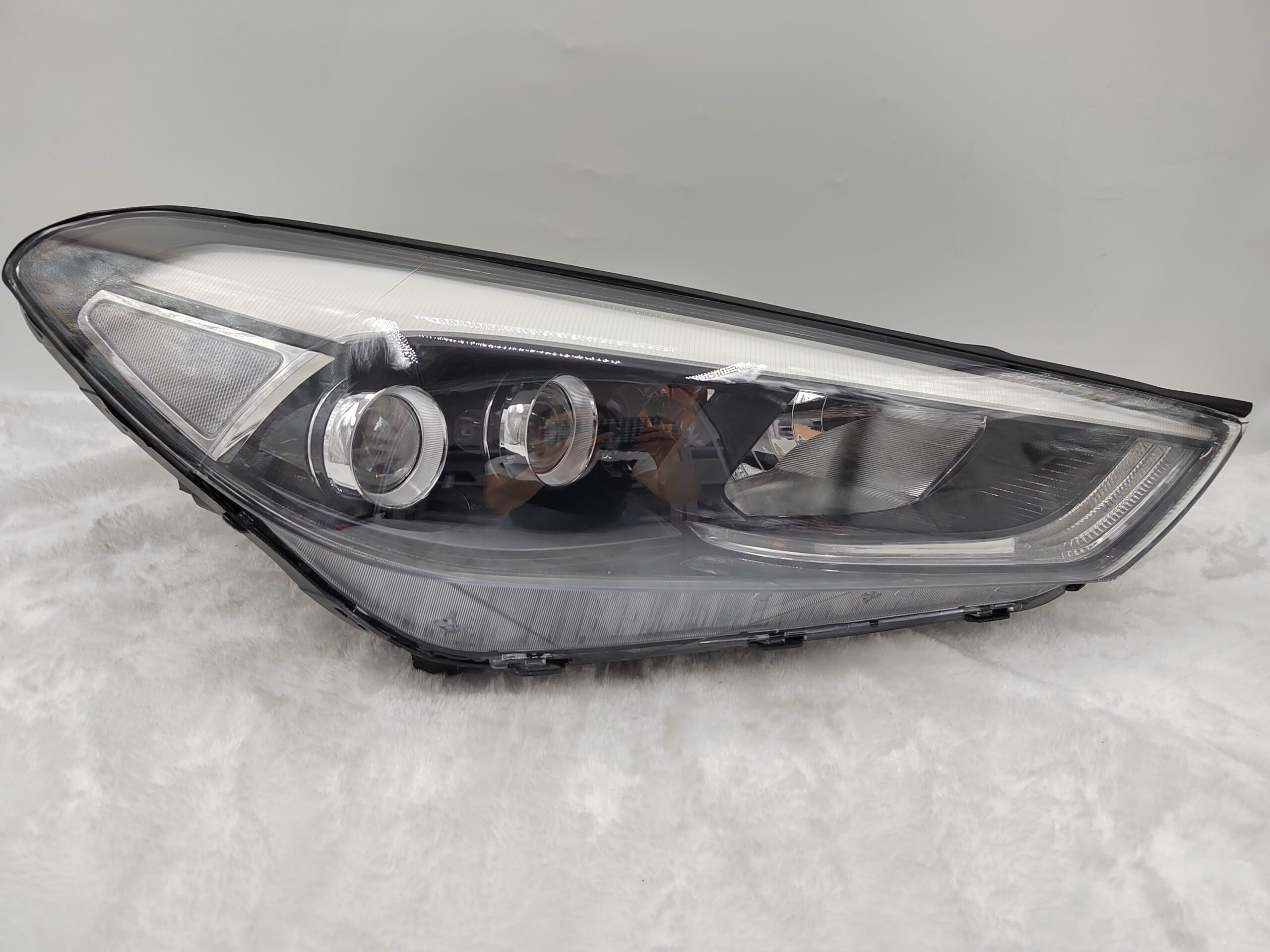 HYUNDAI TUCSON 2015-2017 LED R.H.S HEADLIGHT ASSEMBLY