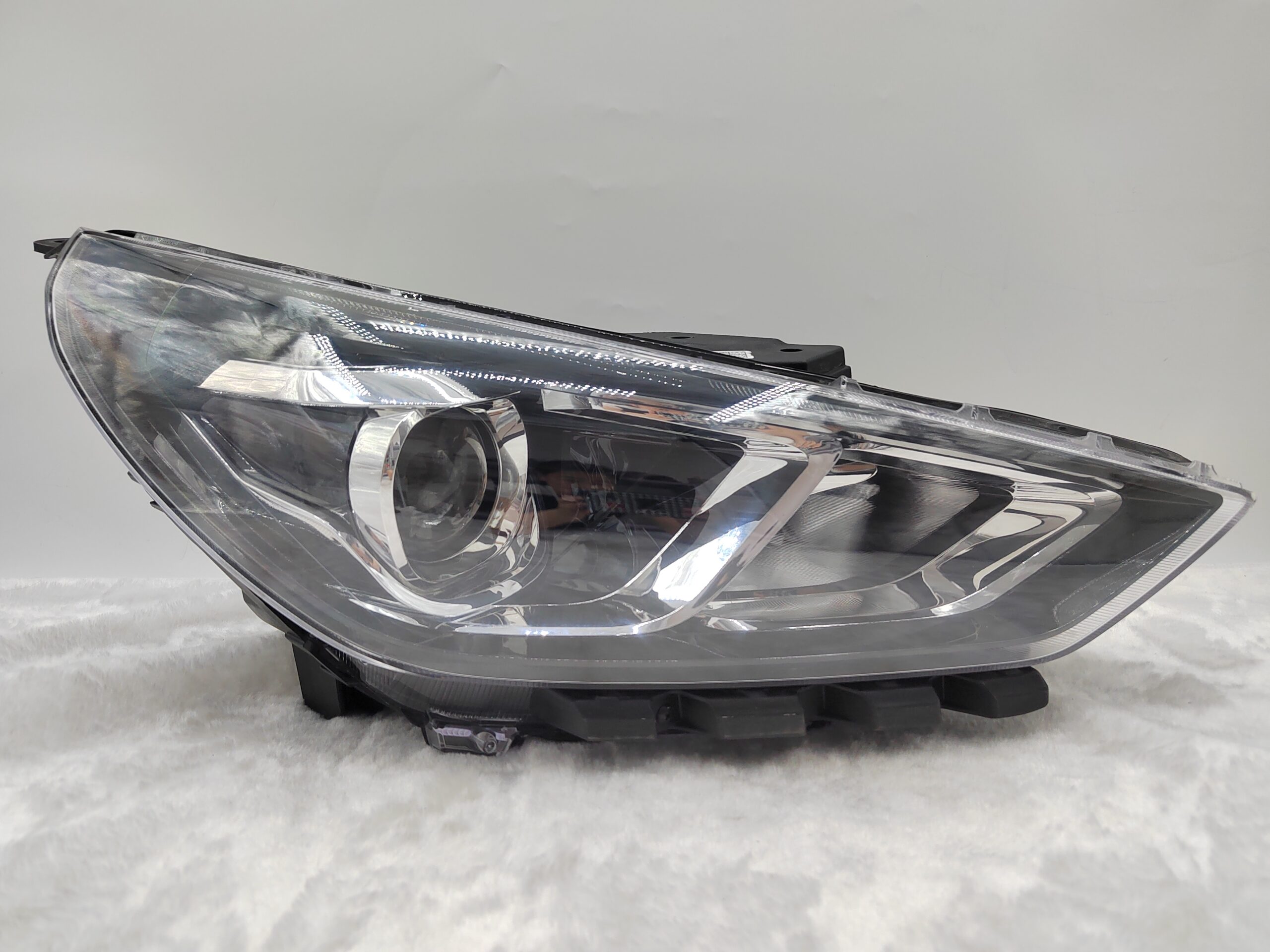 HYUNDAI I30 HATCH 2020-2023 HALOGEN R.H.S HEADLIGHT ASSEMBLY