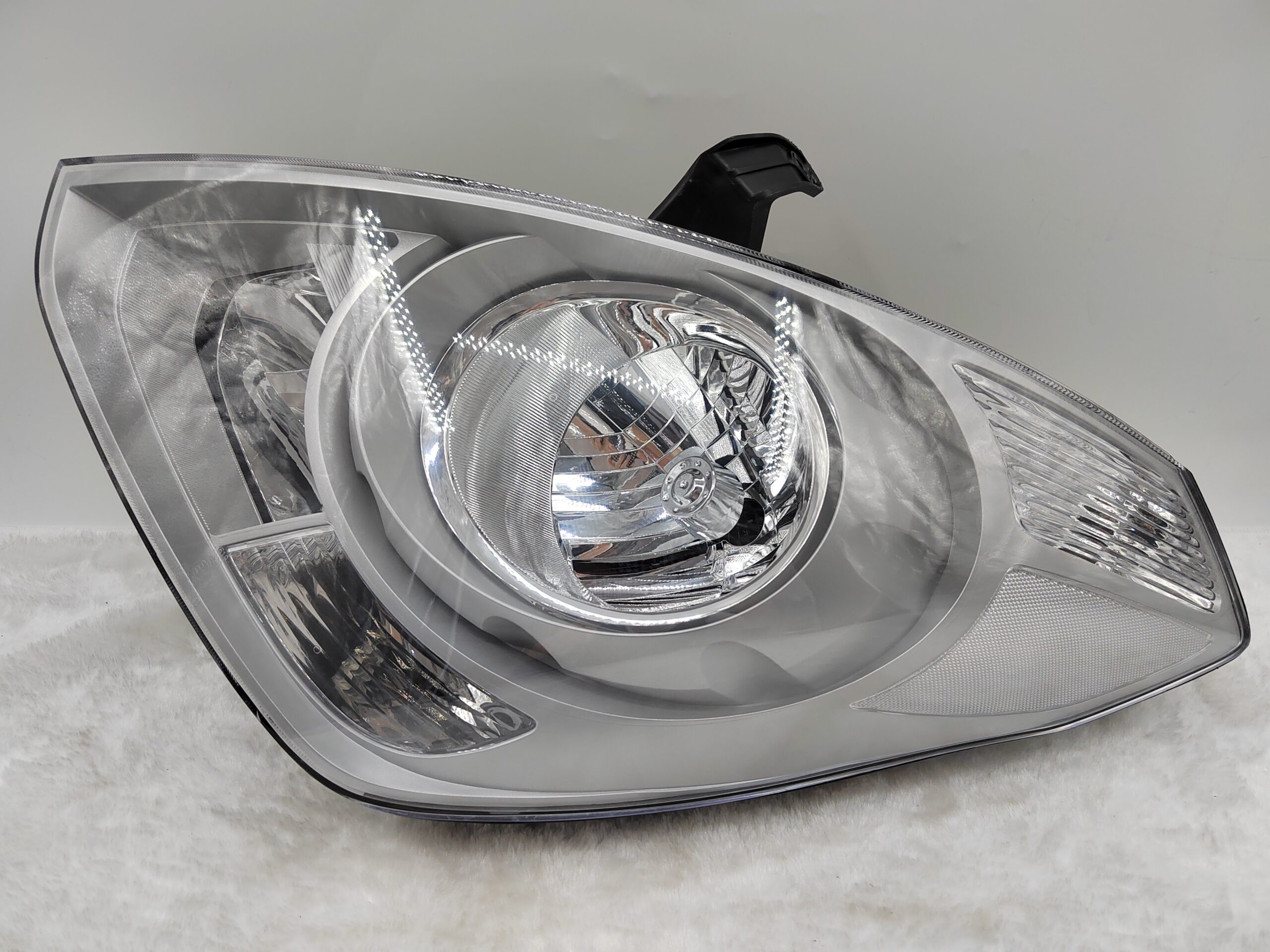 HYUNDAI IMAX TQ-W 2007-2017 HALOGEN L.H.S HEADLIGHT ASSEMBLY