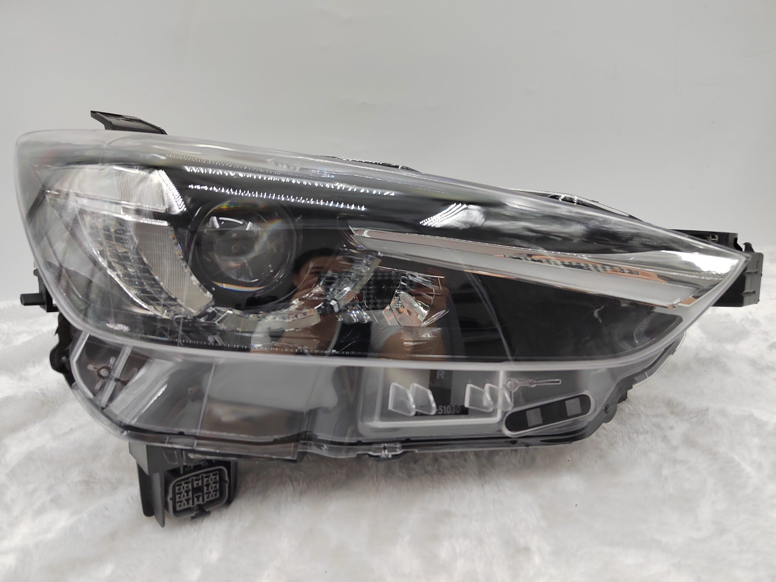 MAZDA CX-3 2016-2018 LED R.H.S HEADLIGHT ASSEMBLY