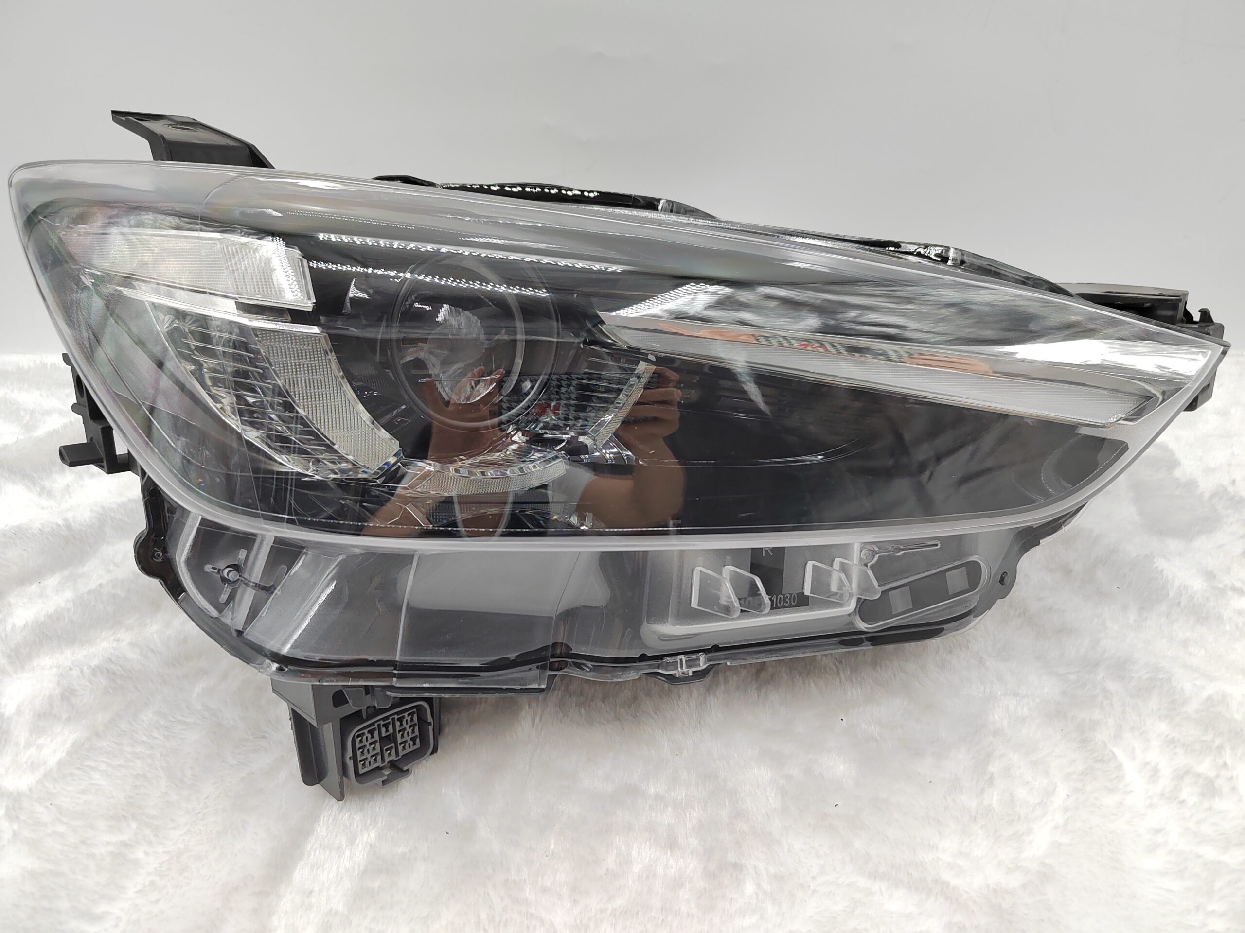 MAZDA CX-3 2016-2018 LED R.H.S HEADLIGHT ASSEMBLY