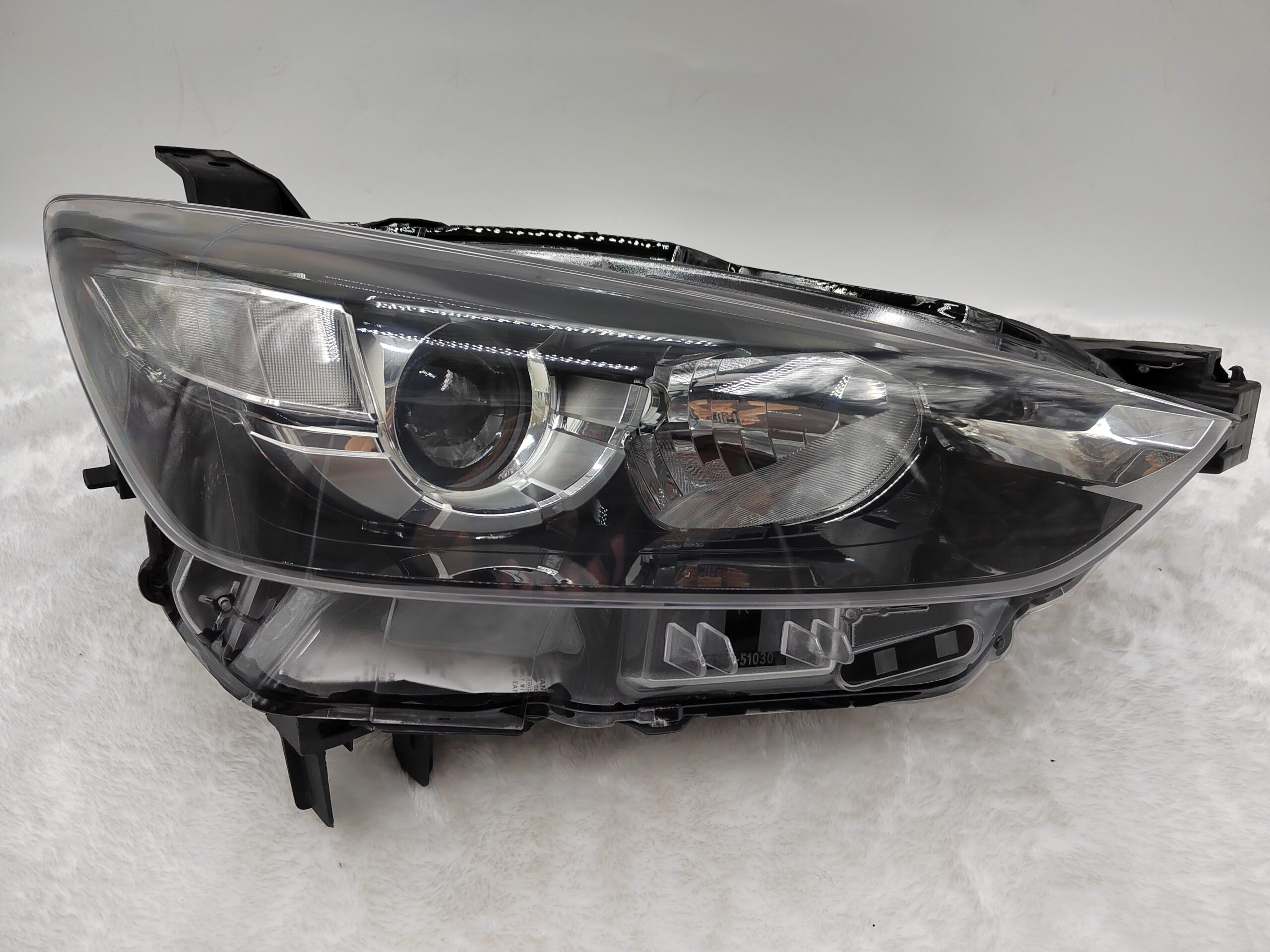 MAZDA CX-3 2016-2018 HALOGEN R.H.S HEADLIGHT ASSEMBLY