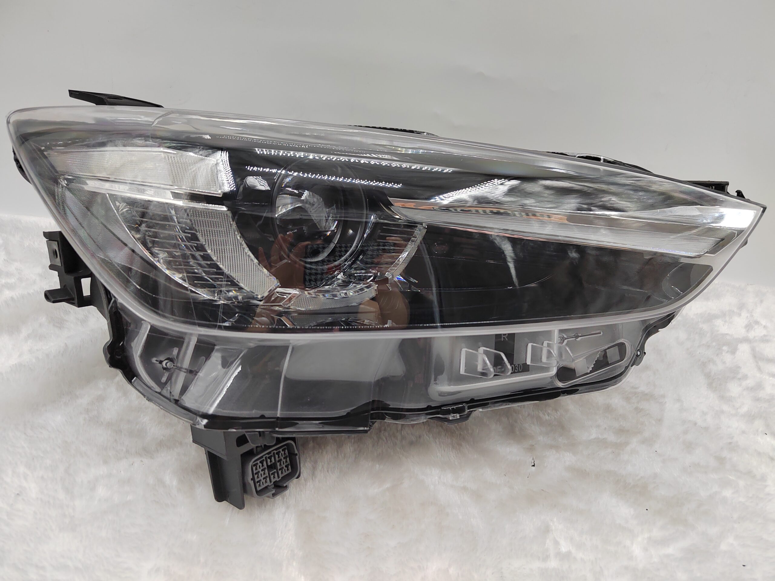 MAZDA CX-3 2016-2018 LED R.H.S HEADLIGHT ASSEMBLY