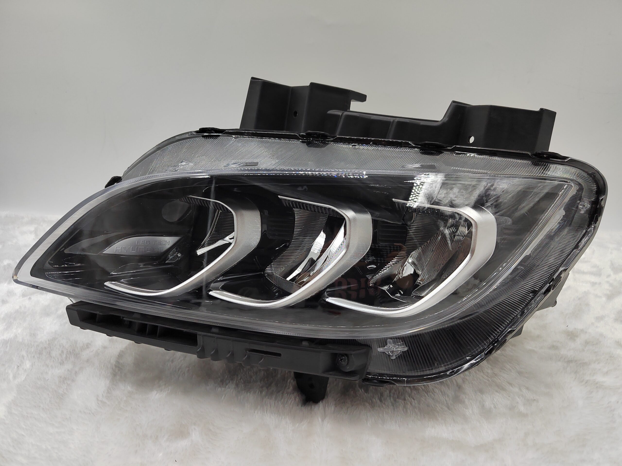 HYUNDAI KONA 2021-2023 LED L.H.S HEADLIGHT ASSEMBLY