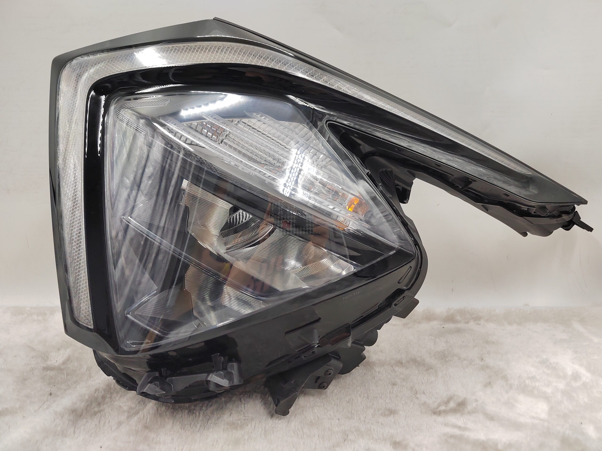 KIA SPORTAGE 2022-2024 LED L.H.S HEADLIGHT ASSEMBLY